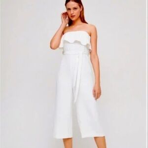 Aritizia Babaton White Strapless Ruffle Jumpsuit - size 6 Small